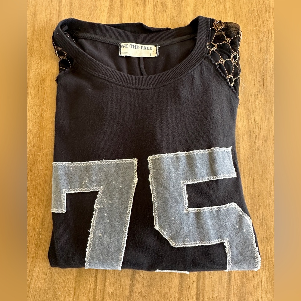 Free People Graphic Tee - Picture 4 of 4
